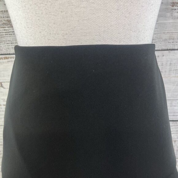 Ann Taylor Skirt size 2 Black Stretch A Line Above Knee Length Stretch Cocktail - Picture 3 of 9